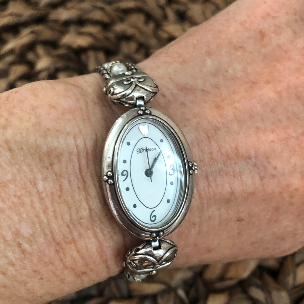 Brighton pearl toggle watch